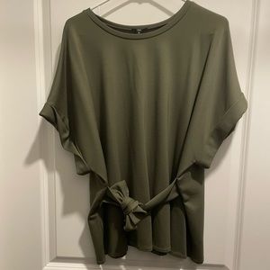 Express Women’s Shirt. Army Green. Size XL.